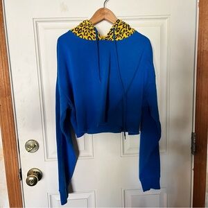 Vibrant Blue Cropped Hoodie with Leopard Print Hood